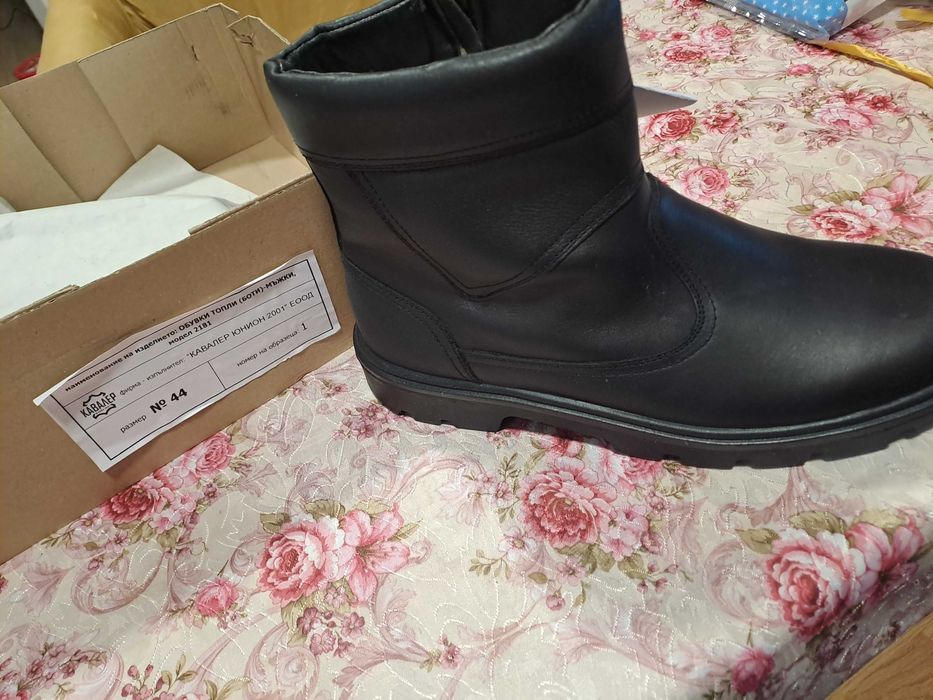 Дамски кубинки и мъжки боти естествена кожа