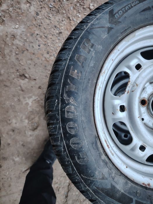 Зимние шины р14 бу