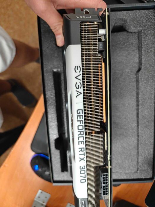 Видеокарта EVGA RTX 3070 FTW3