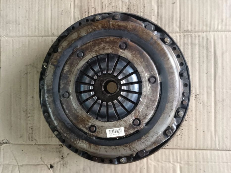 Kit ambreiaj volanta opel zafira c, astra j 2.0 cdti 55581284, 55570198