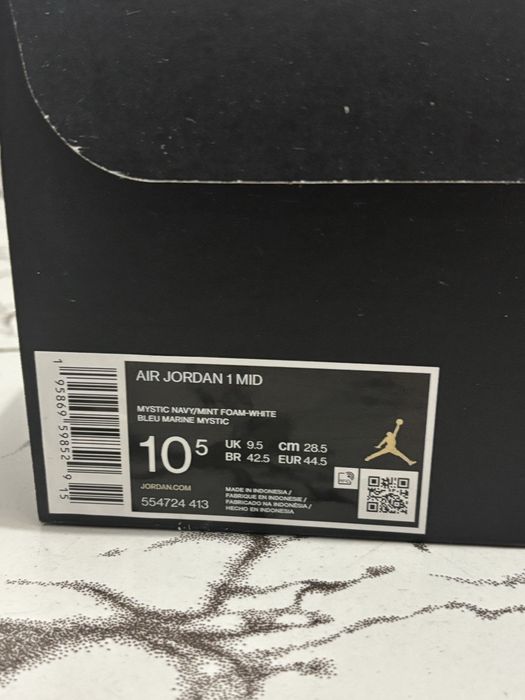 Air Jordan 1 Mid Blue Mint