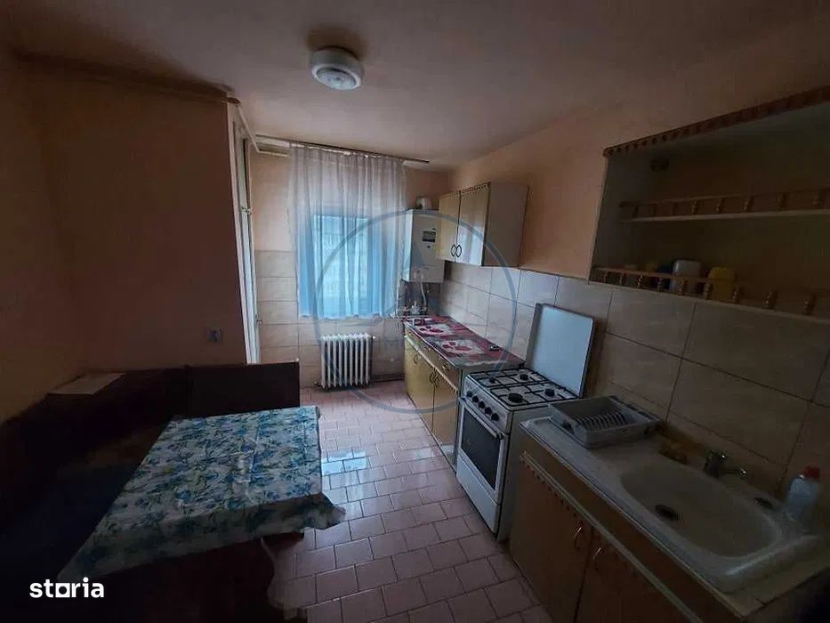 **Apartament 3 camere decomandat – confort, lumina si pozitionare ex