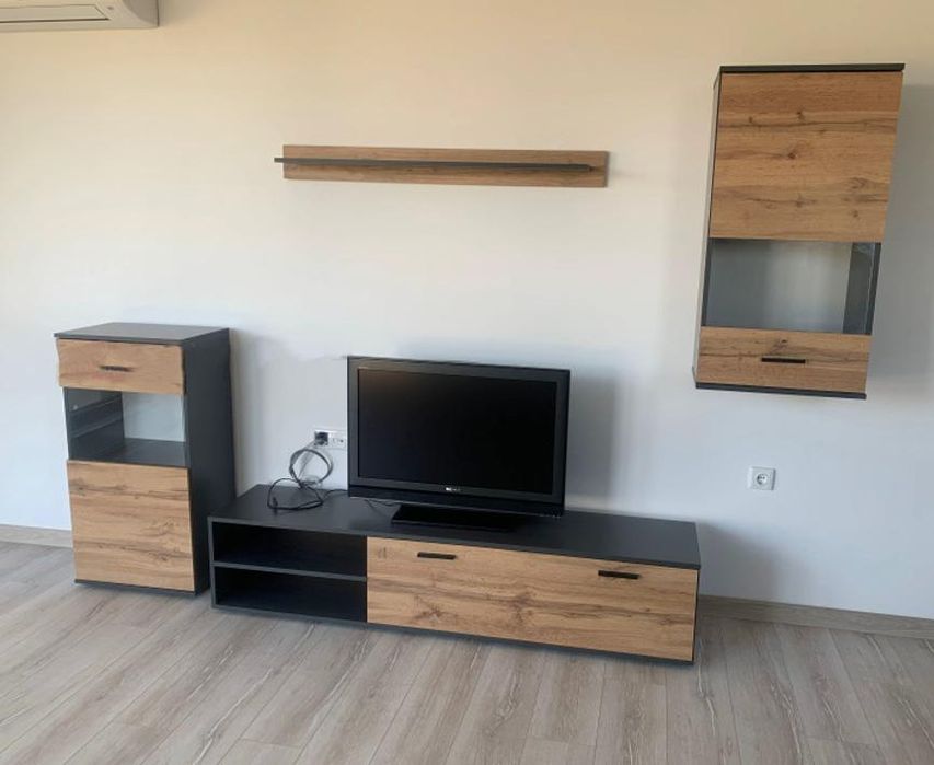 Дава се под наем Двустаен апартамент в Пловдив, Южен - 72 кв.м за 425 € - Снимка #1