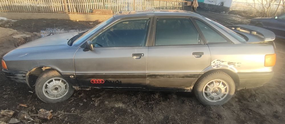 Продам AUDI 80 B3 1991г