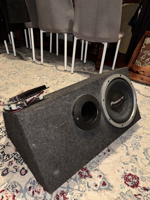 Продается сабвуфер