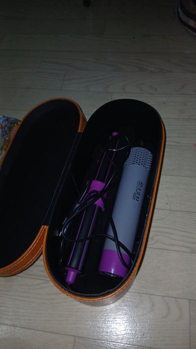 Продаётся фен в стиле Dyson (китайская версия).