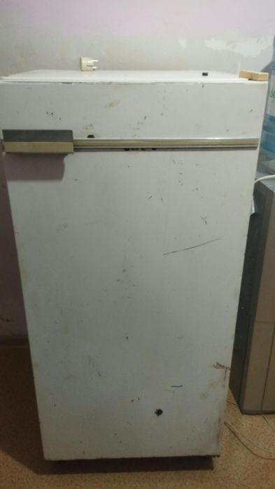 Холодильник б/у рабочий