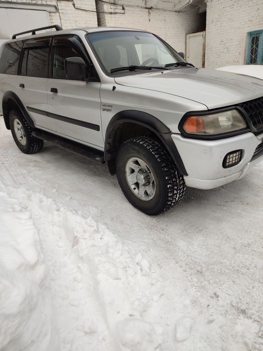 Продам Митсубиси Монтеро спорт