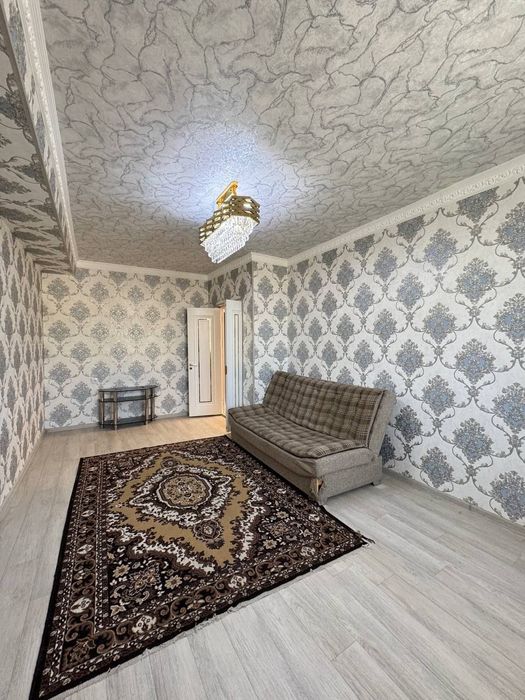 Мирабад район орентир: Саракулка 3/8/9 С ремонтом ( бывший общежитие )