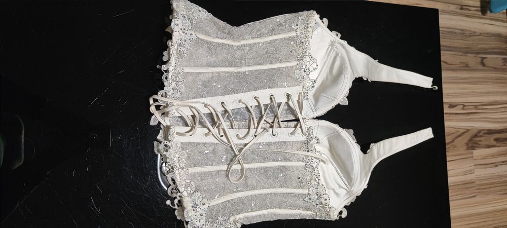 Сватбени Булчински рокли