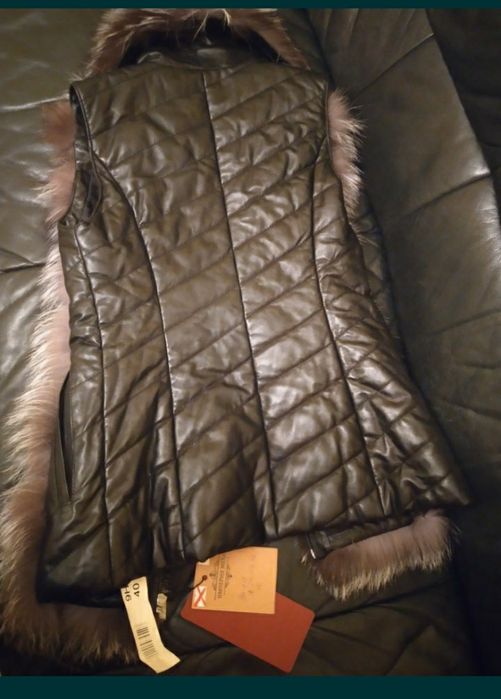 жилетка из песца кожа