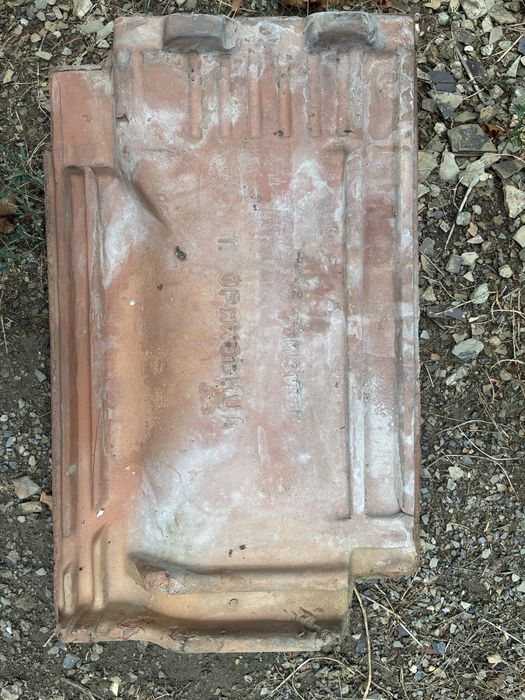 Керемиди,капаци и тухли