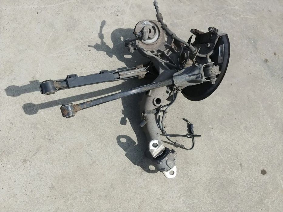fuzeta stanga spate 1.4 tb alfa romeo giulietta 940 2013