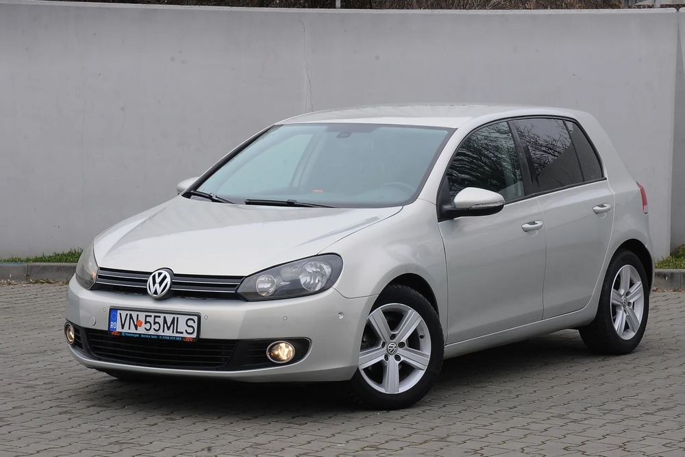 Volkswagen Golf 6 11.2009 1.6TDi 105 CP Clima Park Assist Parcheaza Singur Proprietar