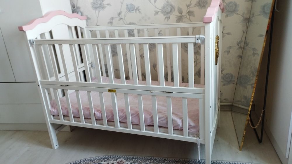 Detskiy krovat + shkafi bilan