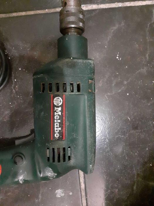 masina de gaurit bormasina profesionala METABO