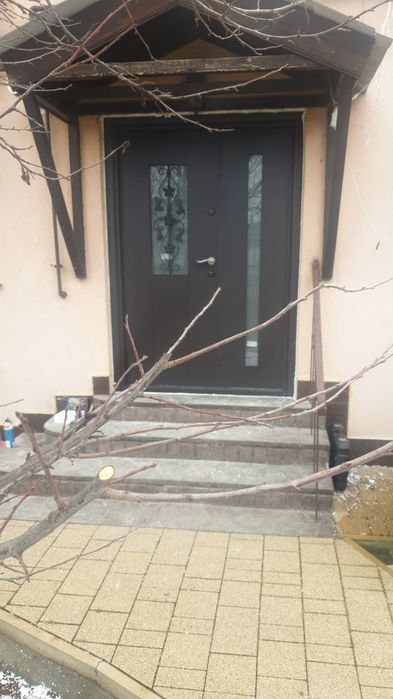 Montaj usi metalice ,tamplarie pv ,usi interior ,deblocari usi