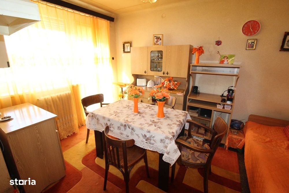 Vând apartament cu 1 camere în Hunedoara, zona OM-Str.Eliberării, 39mp