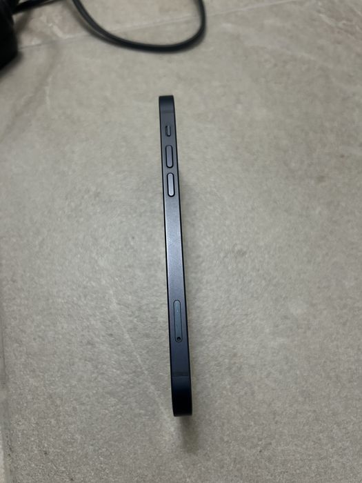 Iphone 12 64gb negru