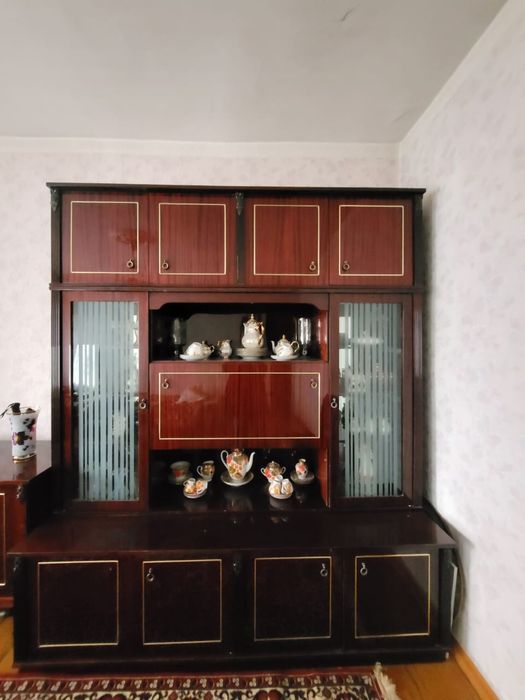 Продаётся мебельный гарнитур б/у