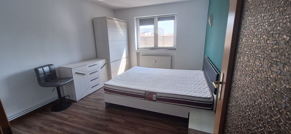 Inchiriez apartament 2 camere ,ultra central Piata Mihai Viteazu