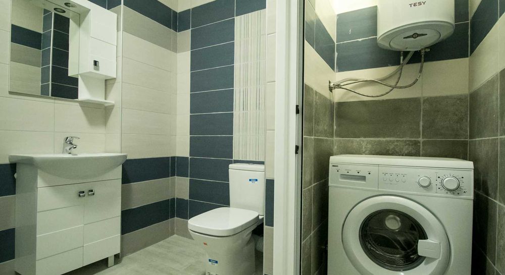 Дава се под наем Тристаен апартамент в Варна, Морска градина - 100 кв.м за 509.49 € - Снимка #13