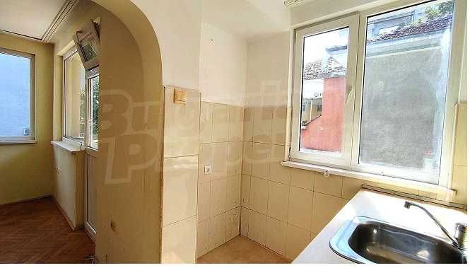 Продавам апартамент