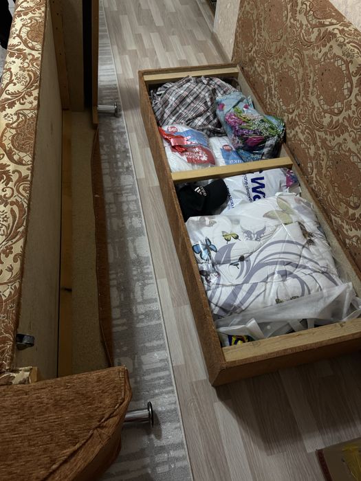 Диван для гостиной