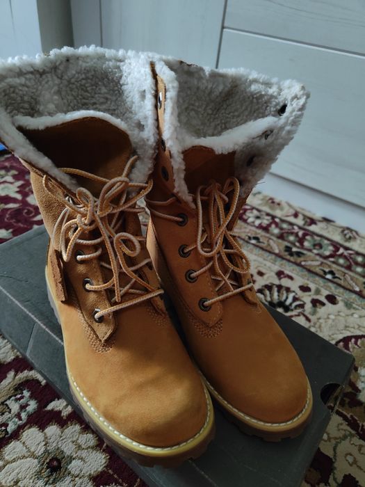 Ботинка timberland 32r
