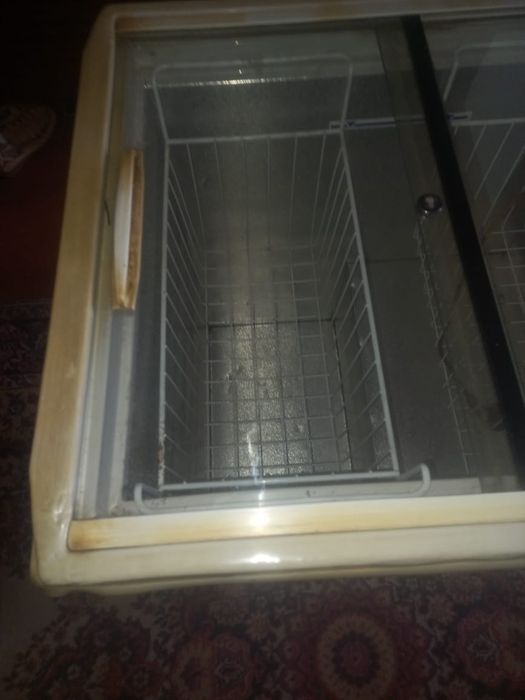 Продам морозильную камеру