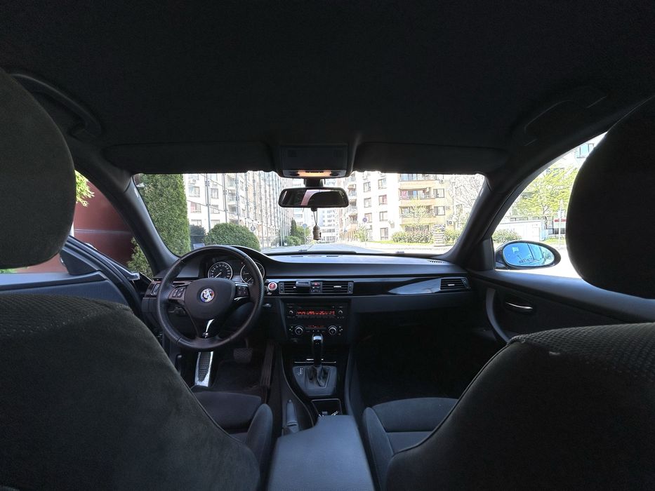 Продавам BMW 320d E91