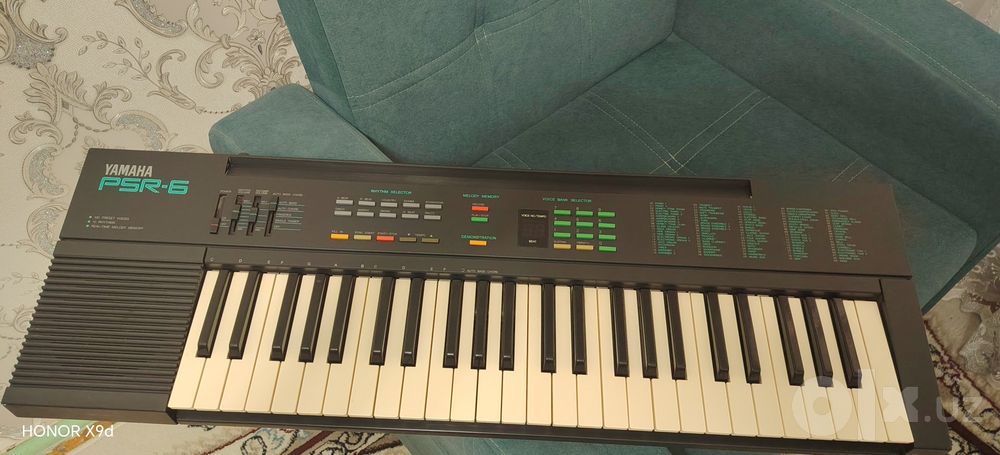 Продаю YAMAHA PSR-6.