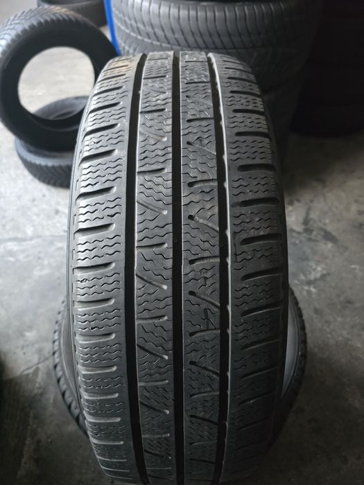 Pirelli 215/65 R16 C 109/107R MS iarnă