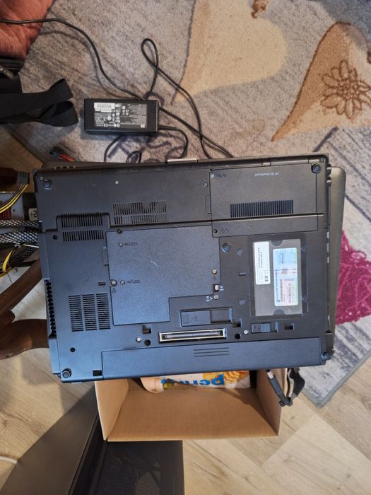 Laptop Hp Elitebook  Intel  dual core perfect functional