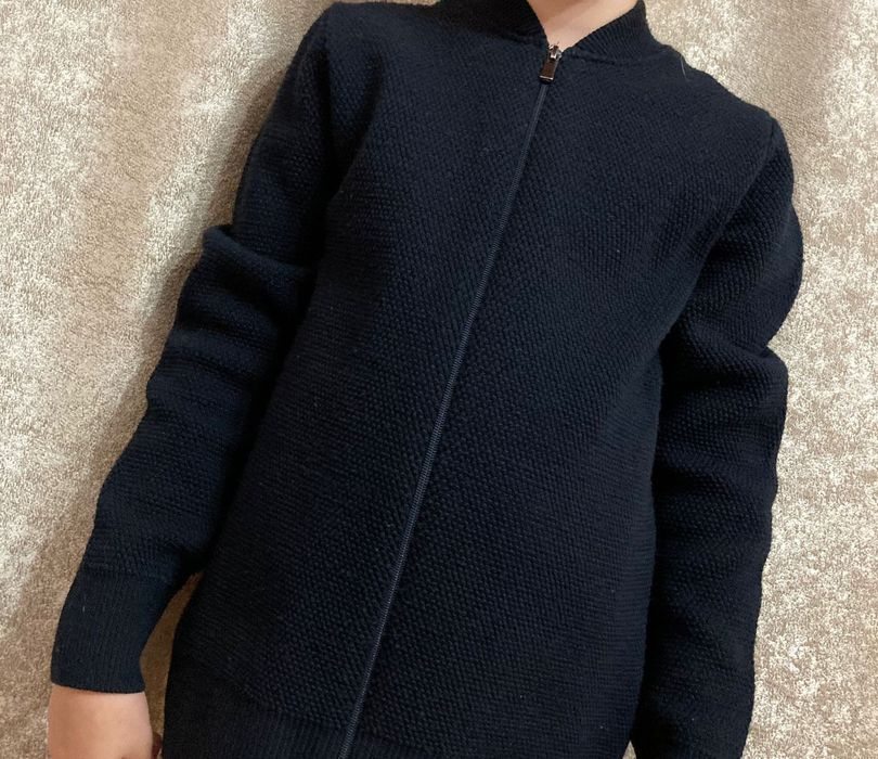 Кардиган б/у в хорошем состоянии