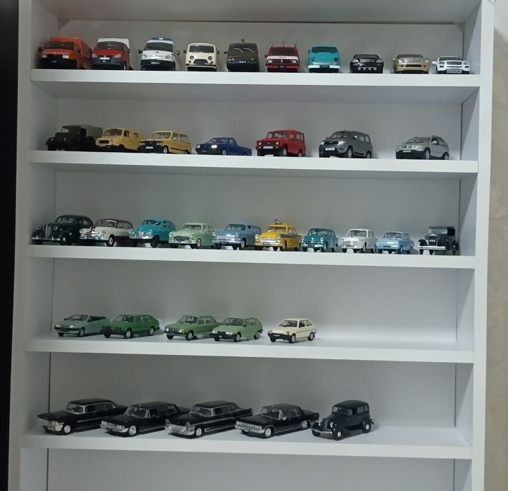 Коллекционные модели 1:43