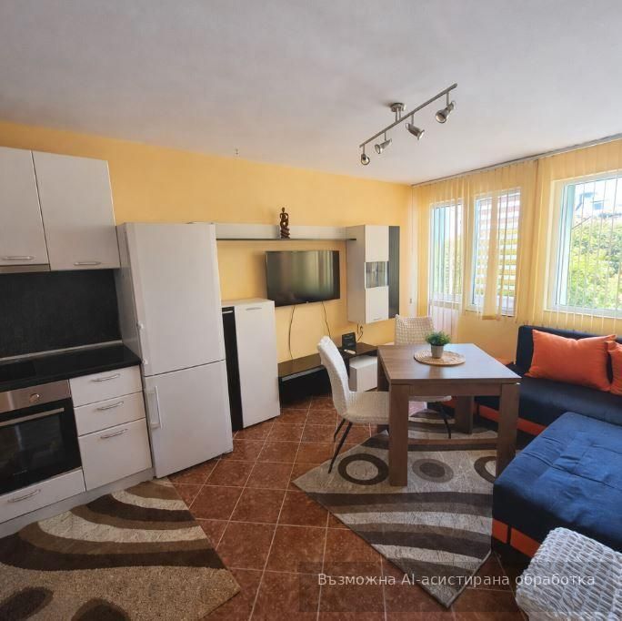 Дава се под наем Двустаен апартамент в Варна, Колхозен пазар - 55 кв.м за 498.27 € - Снимка #2