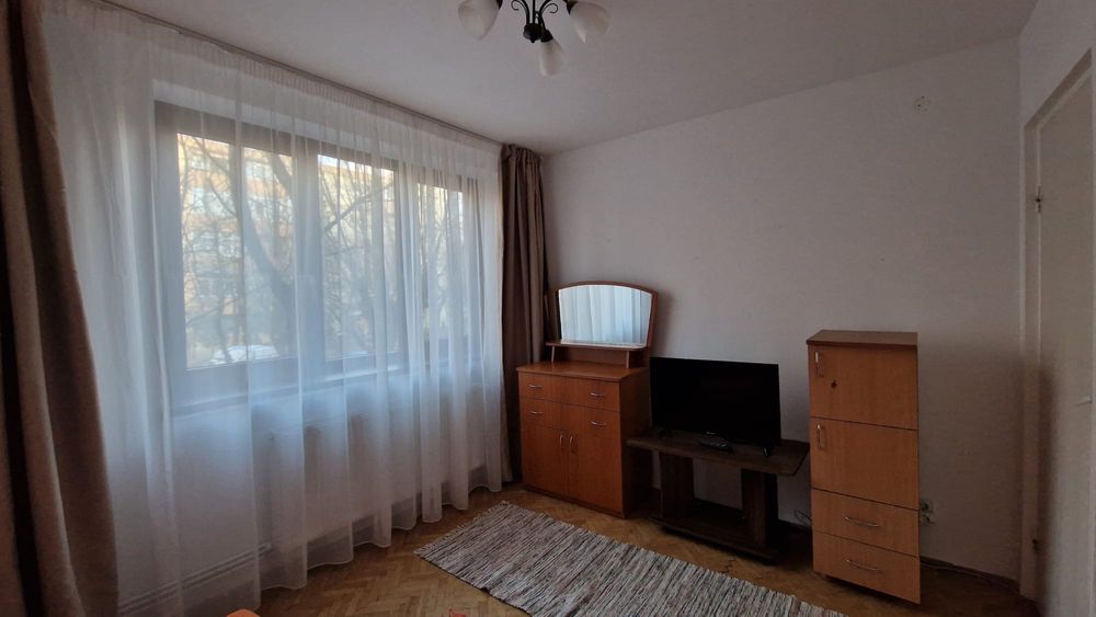 Inchiriez apartament doua camere