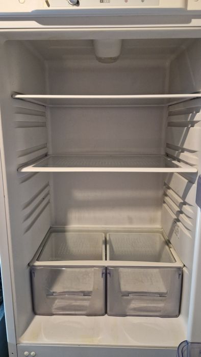 Холодильник Бирюса