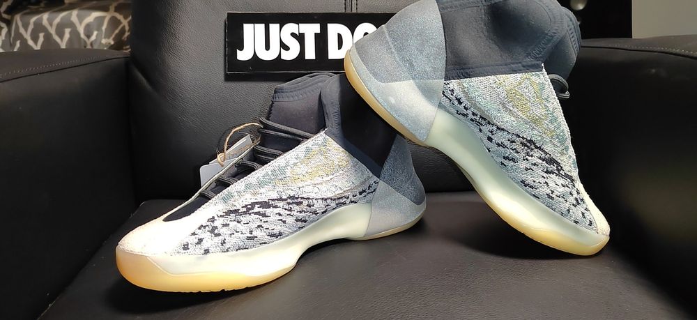 Adidas Yeezy Quantum, номер 41, 5