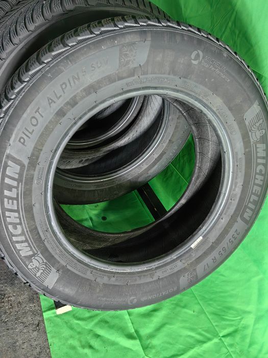 235/65R17 Michelin 6,8-6,5mm 2021 stare foarte bună fără defecte