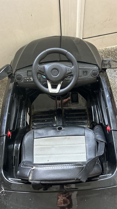 Детска електрическа количка