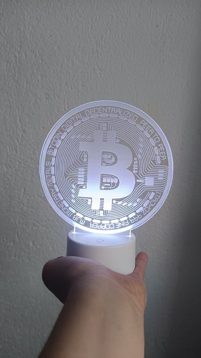 Нощна лампа Биткойн Bitcoin с възможна персонализация