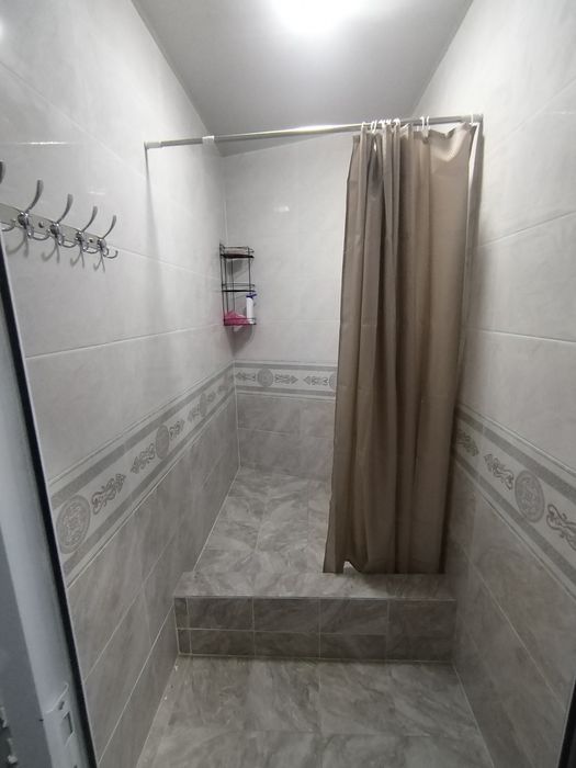 Eshonguzarda oila uchun yangi qurilgan 1 xonalar