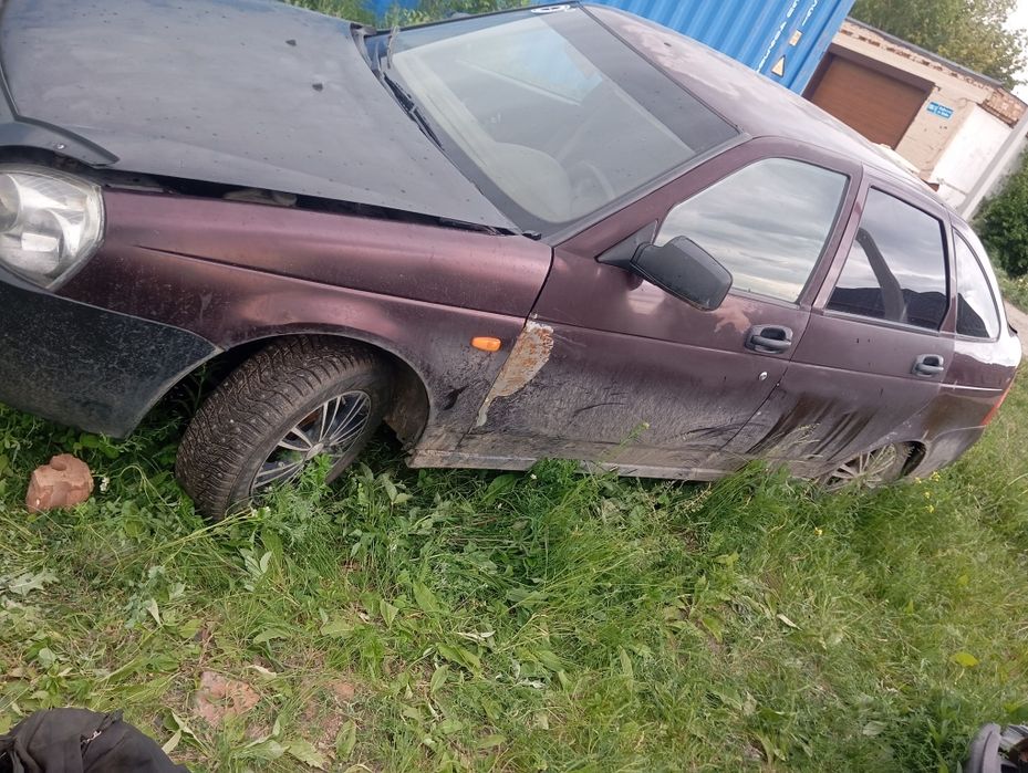 Продам ВАЗ 2172 приору по болтам