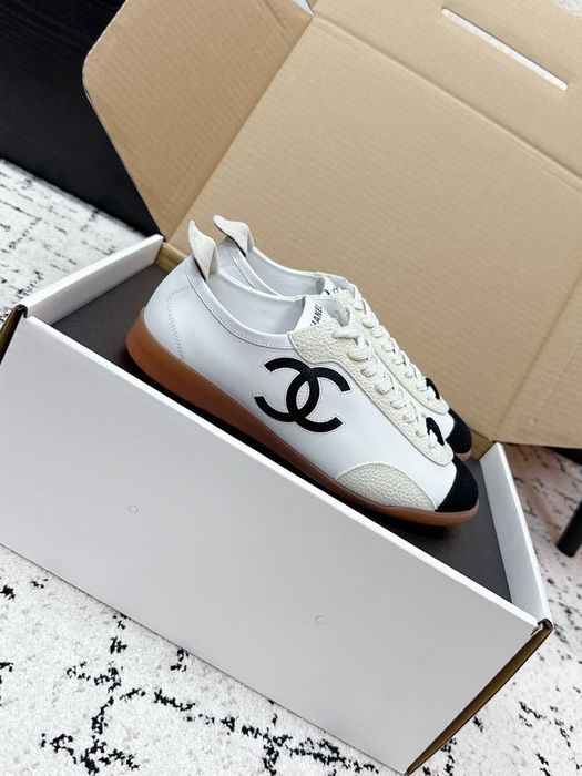 Adidași Chanel 39