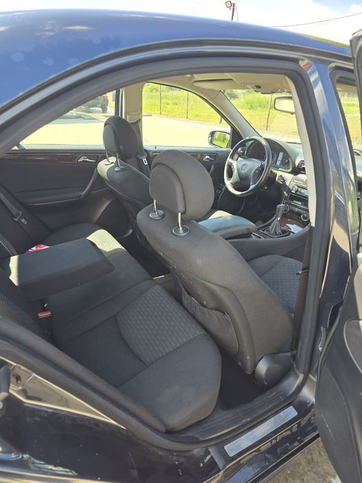 Mercedes c220 w203 facelift