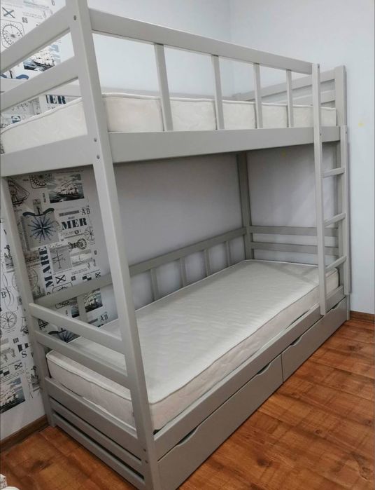 двухъярусные кровати