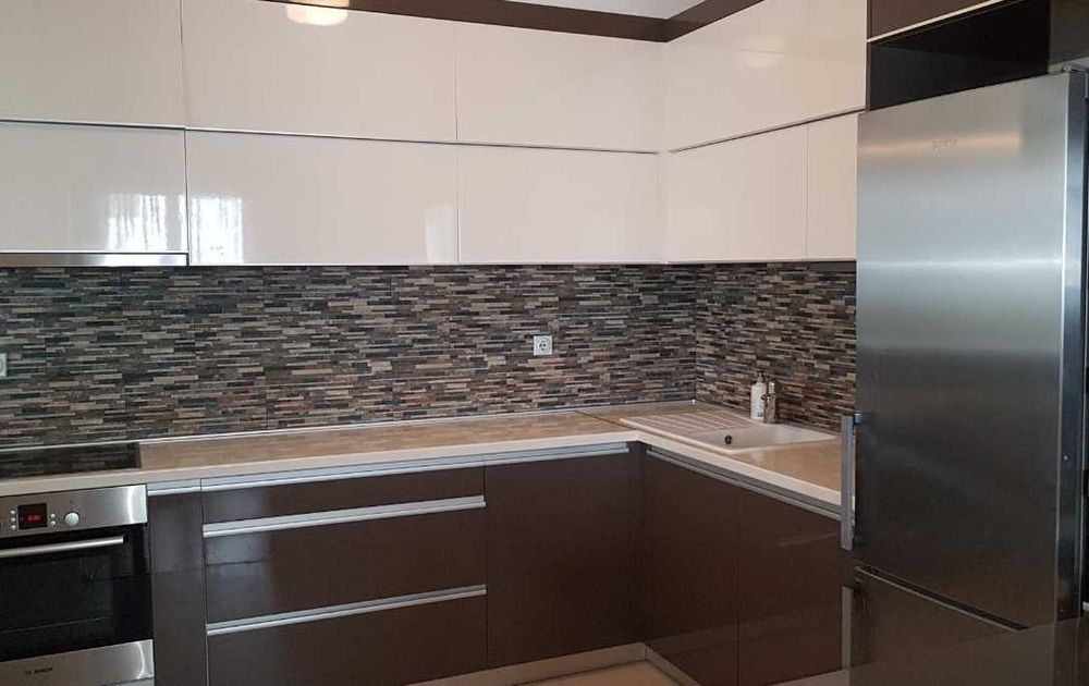 Дава се под наем Двустаен апартамент в Пловдив, Тракия - 74 кв.м за 357 € - Снимка #2