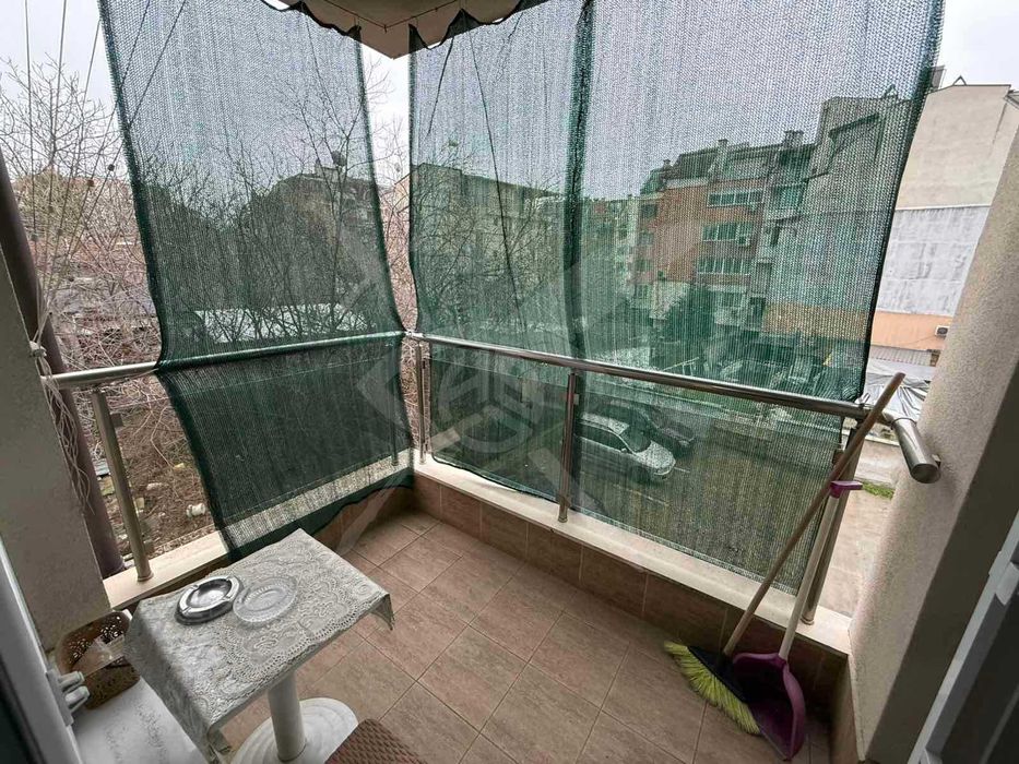 Дава се под наем Двустаен апартамент в Пловдив, Кършияка - 65 кв.м за 448.8 € - Снимка #6